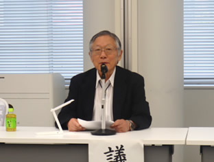 小泉会長による議事進行