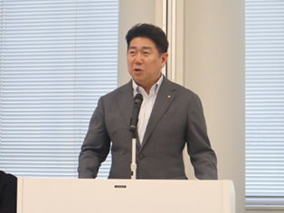 福田特別顧問による挨拶